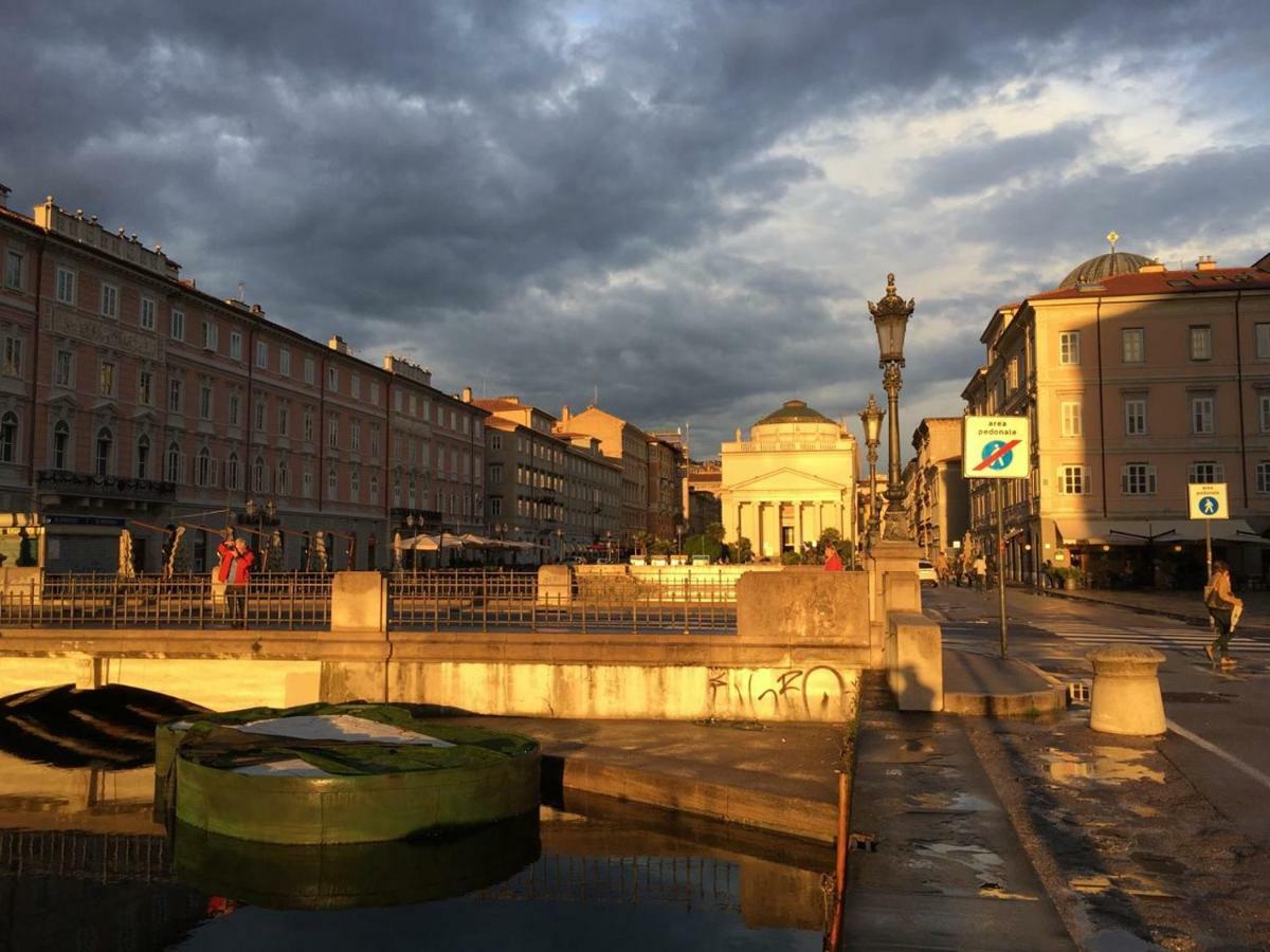 Le Cupole Di Trieste Hotel Luaran gambar